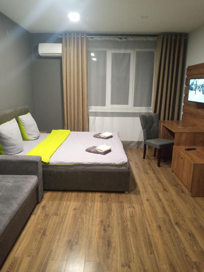 Apartment Yes 41 Ужгород Екстериор снимка