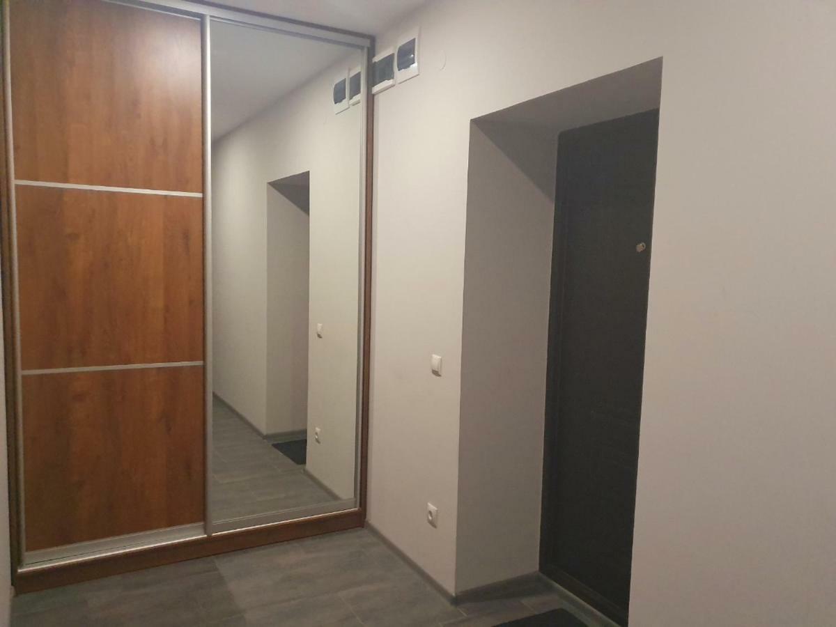 Apartment Yes 41 Ужгород Екстериор снимка