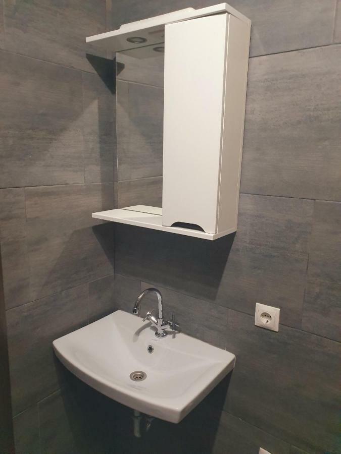 Apartment Yes 41 Ужгород Екстериор снимка