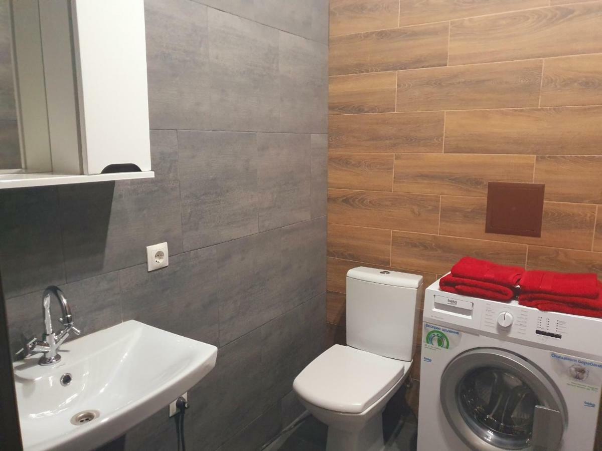 Apartment Yes 41 Ужгород Екстериор снимка